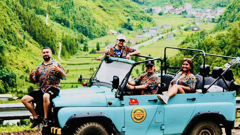 Tour xe Jeep 4WD 2 ngày khám phá Hà Giang - Phiêu lưu trekking (7)